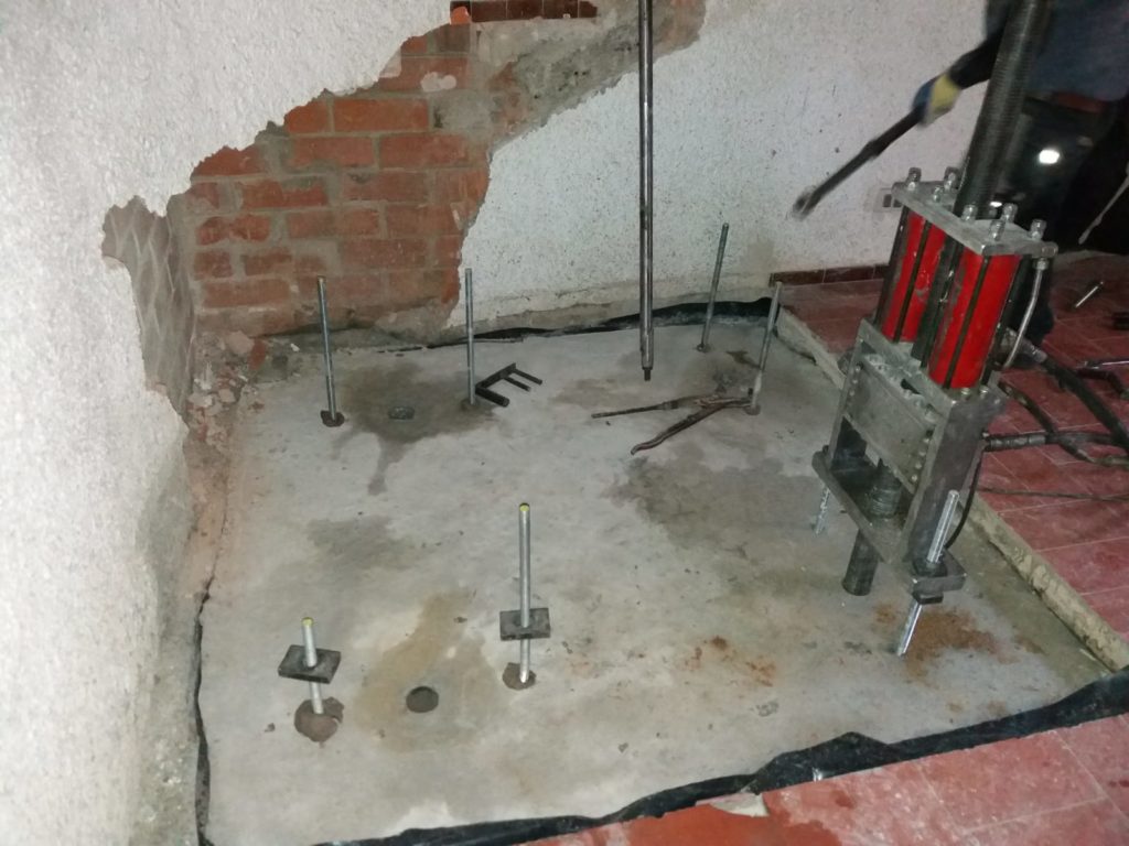 Girona: micropilotes, edificio de viviendas